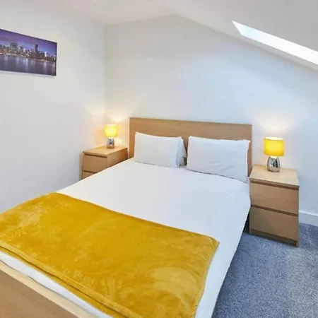 2-bedroom Serviced In