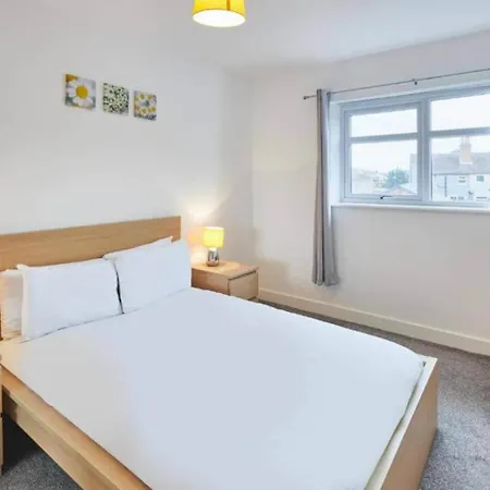 2-bedroom Serviced In * Marske-by-the-Sea