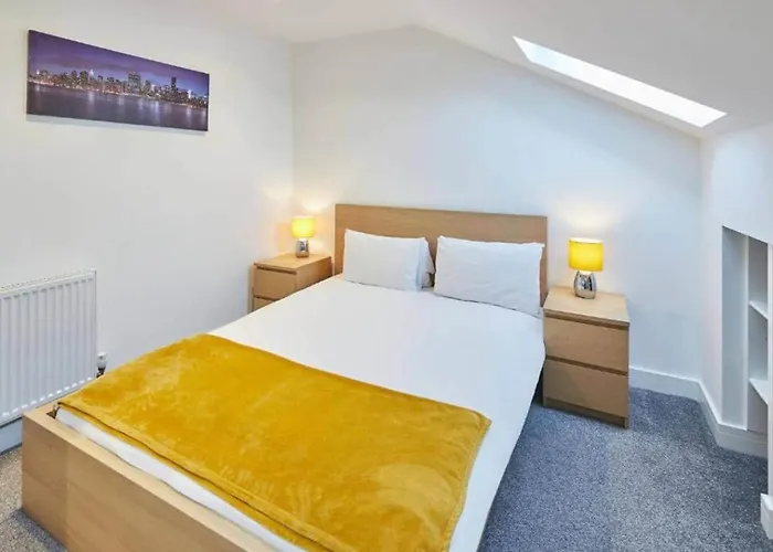 2-bedroom Serviced In